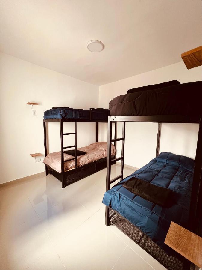 Black Star Art Hostel Neuquen Ngoại thất bức ảnh