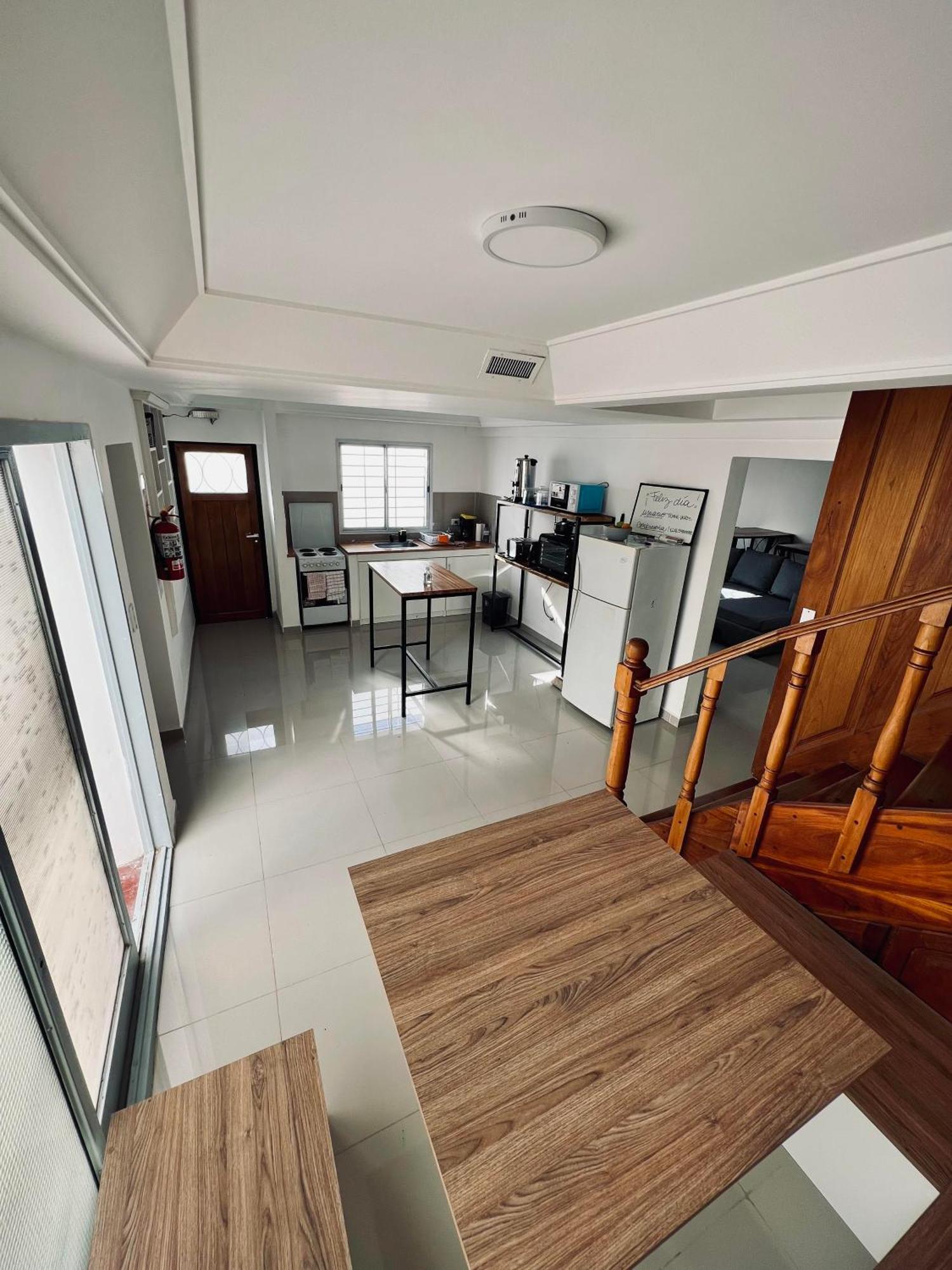 Black Star Art Hostel Neuquen Ngoại thất bức ảnh