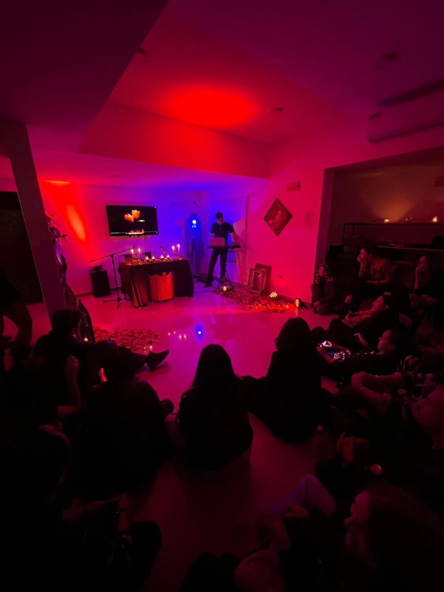 Black Star Art Hostel Neuquen Ngoại thất bức ảnh